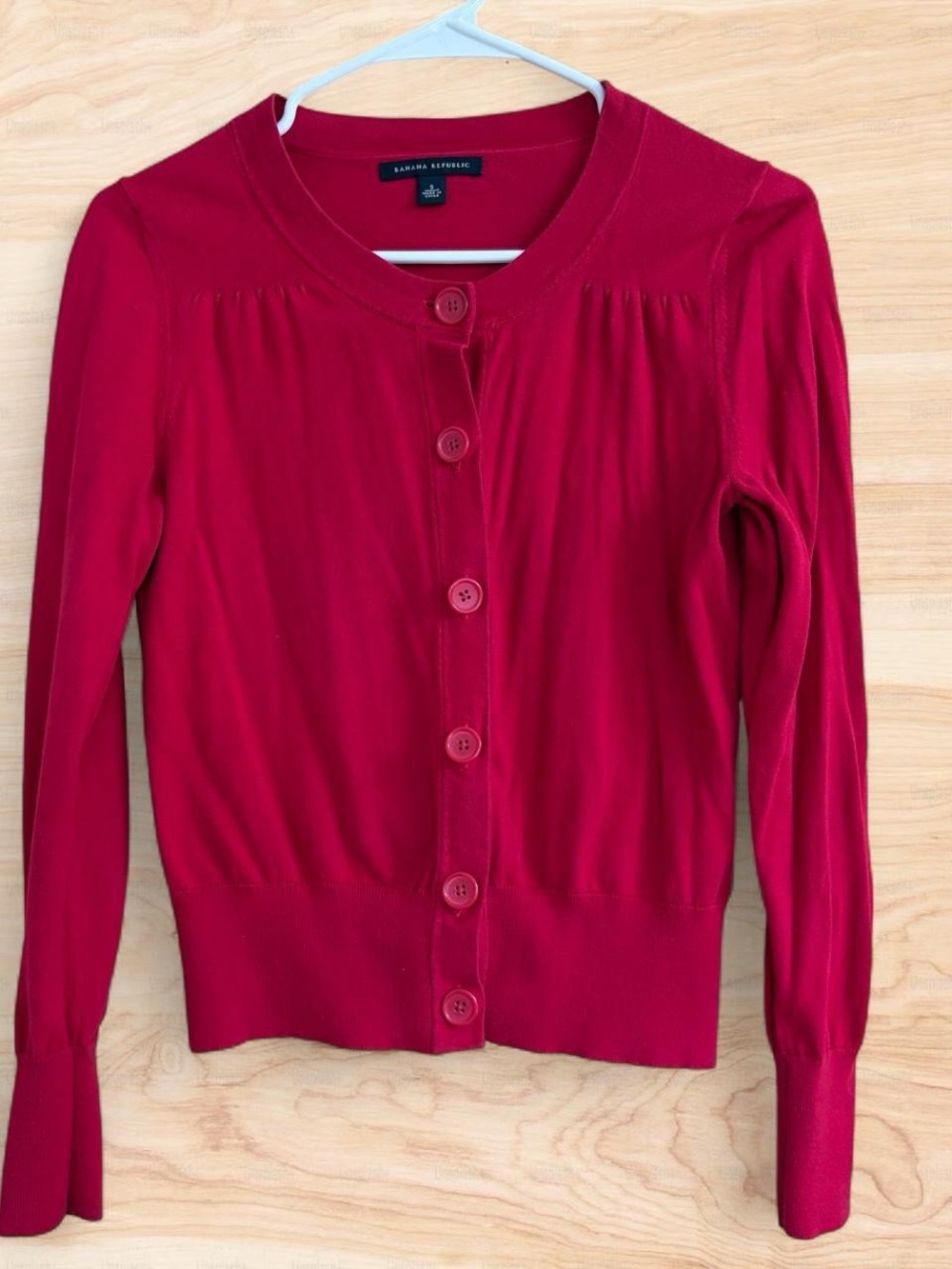 Banana Republic Women’s Pink-Red Cardigan, Small